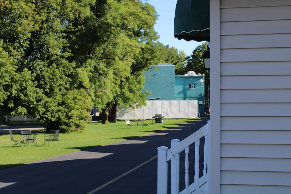 Lockview Motel - photo 51