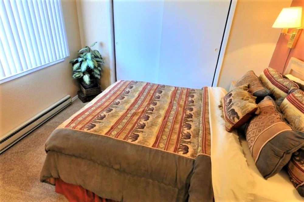 Pinecliff Village Resort - photo 15