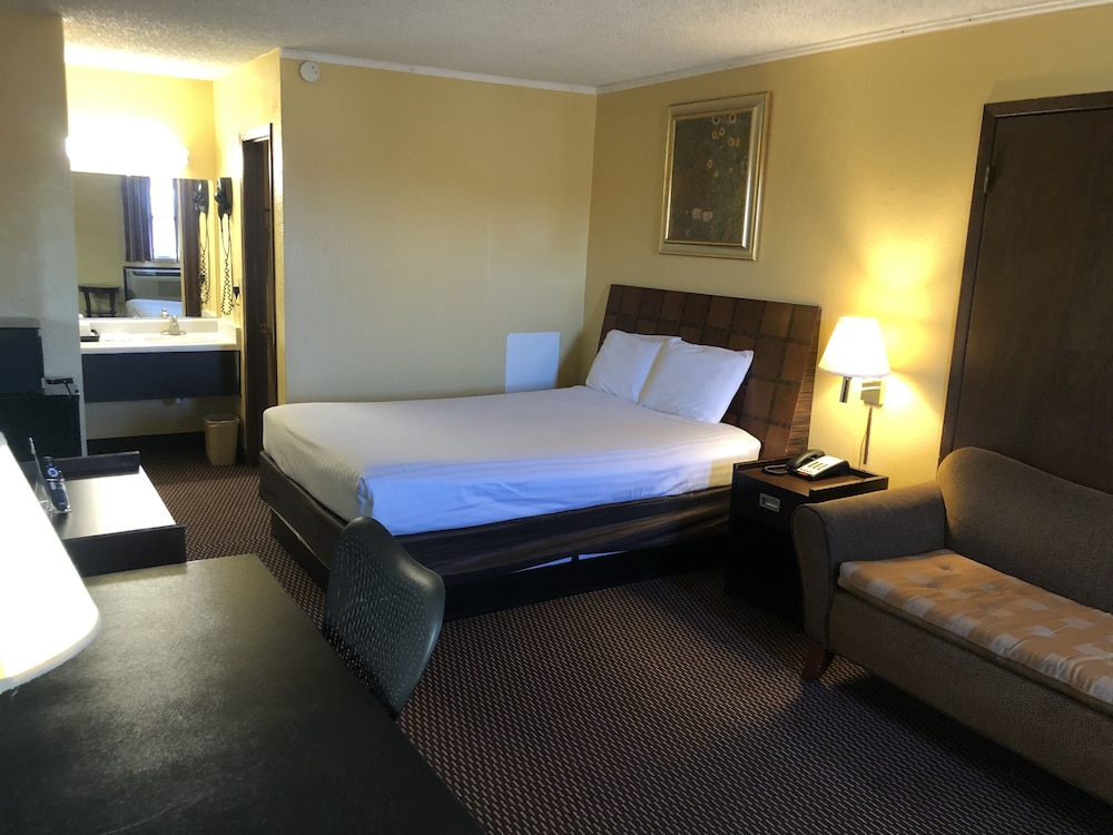 Nendels Inn & Suites - photo 12