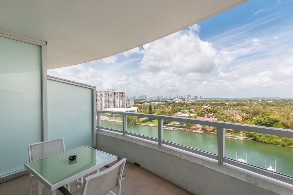 Fontainebleau Miami Beach Private Luxury Suites - photo 247