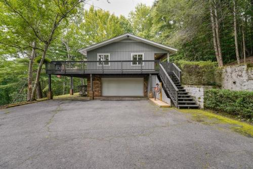 Hillside Hideaway — Brevard — photo 3