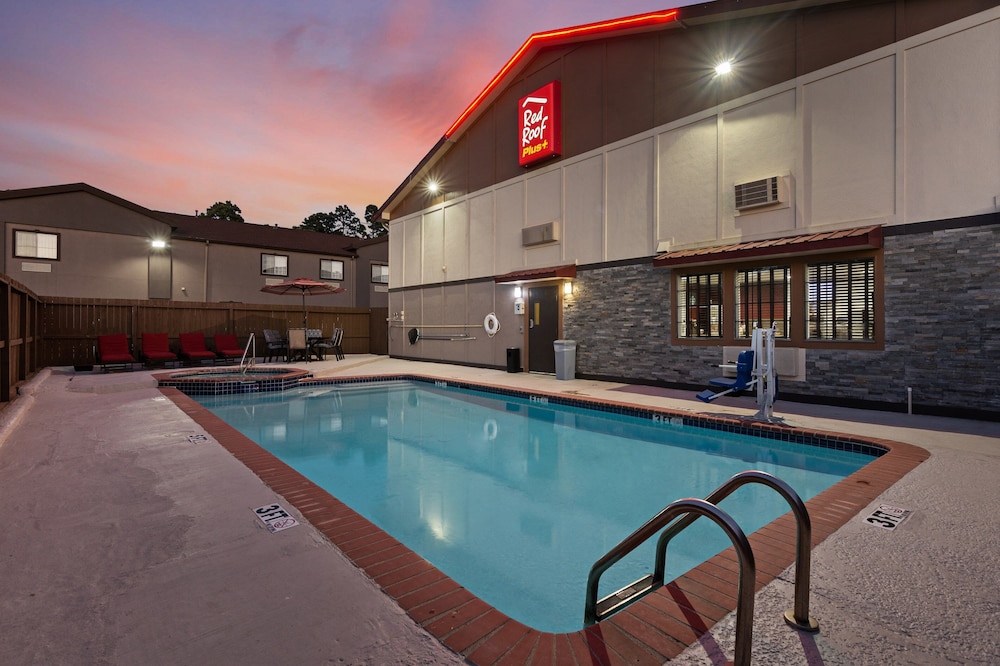 Red Roof Inn PLUS Huntsville - photo 36