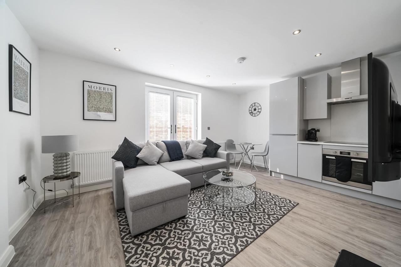 Amazing Bright 1bed Flat - last minute hotel in London