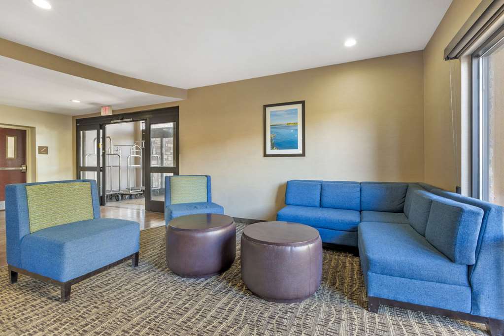 Comfort Suites Blythe - photo 5