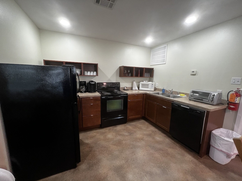 Painted Sky Inn - photo 15