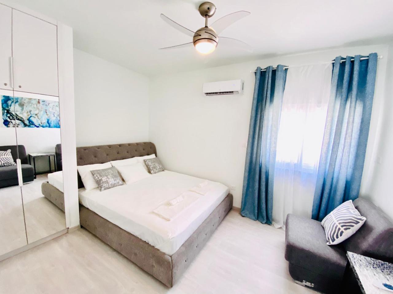 Sandy Bay Villa