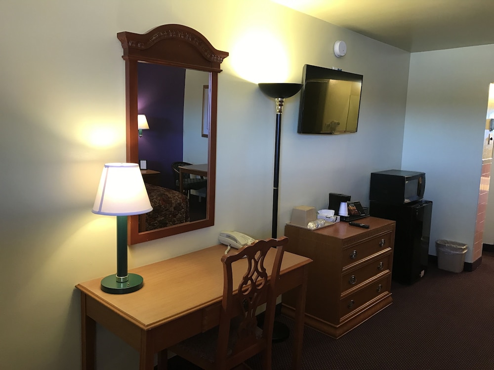 Shamrock Country Inn - photo 5