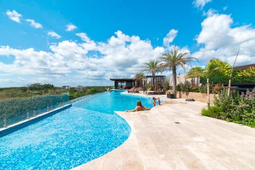 Serenity in the Sky Studio with Rooftop and Plunge pool — 4-Star Luxury Hotel in Tulum, Mexico