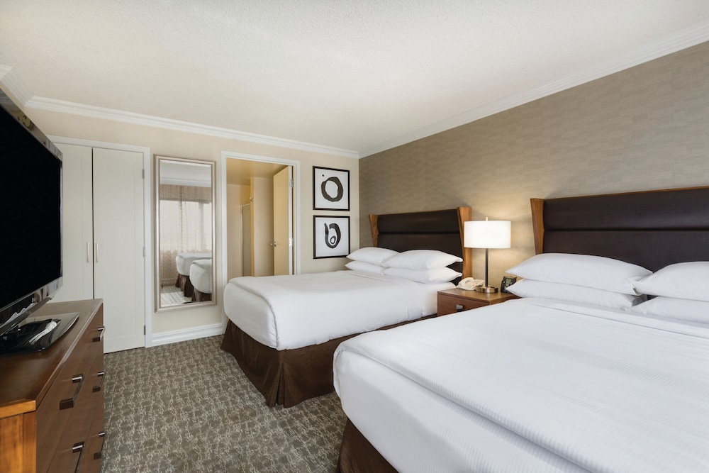 Embassy Suites by Hilton Anaheim Orange - photo 8