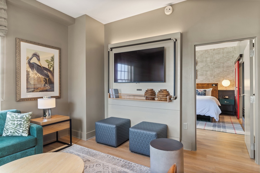Hotel Indigo Baton Rouge Downtown by IHG - photo 42