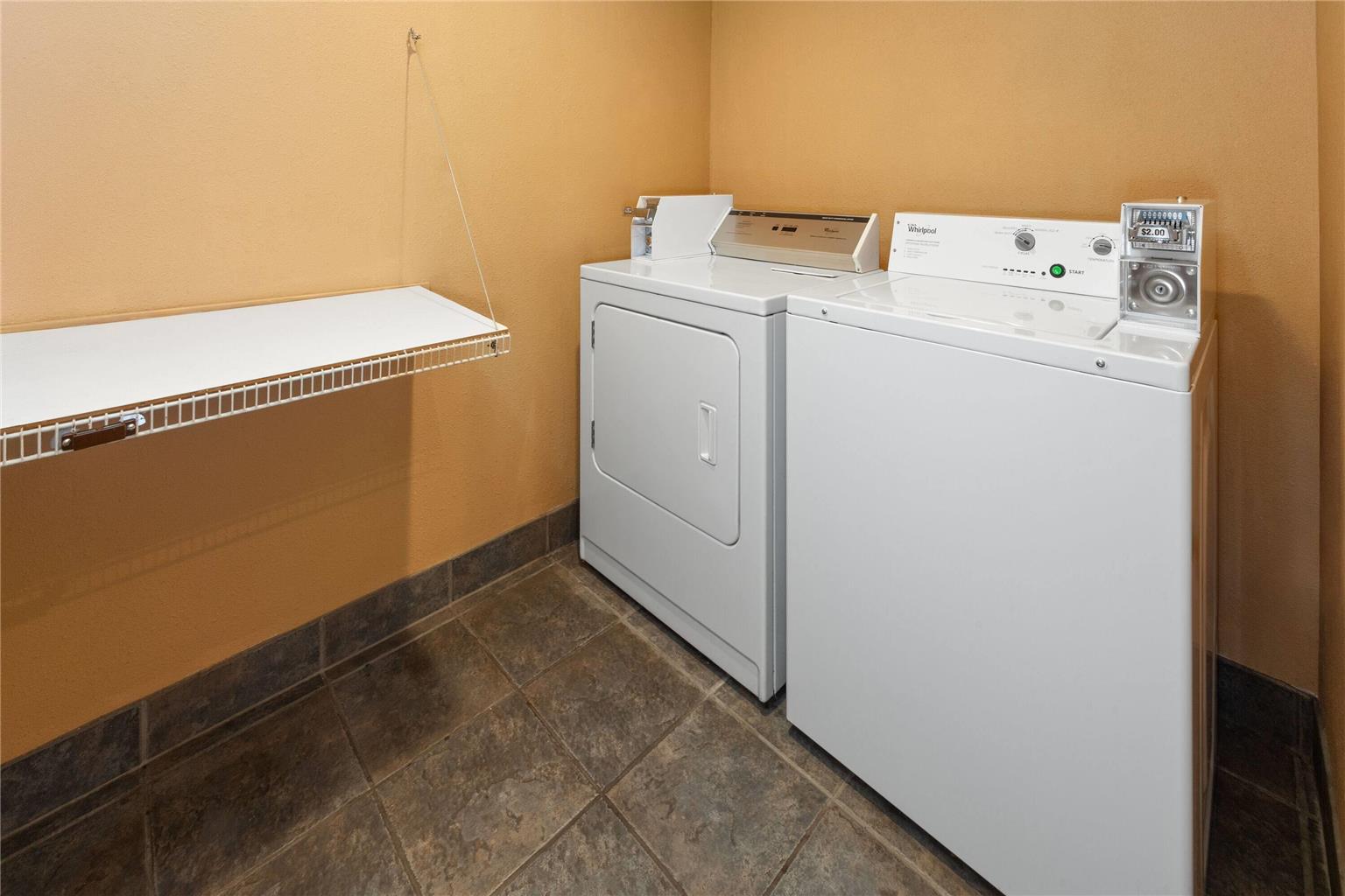 Days Inn & Suites by Wyndham Spokane Airport Airway Heights - photo 29