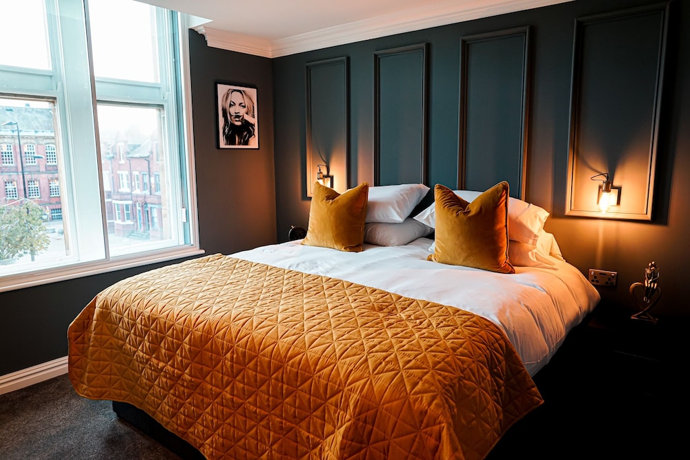 The Old Post Office by Deuce Hotels in Warrington, United Kingdom