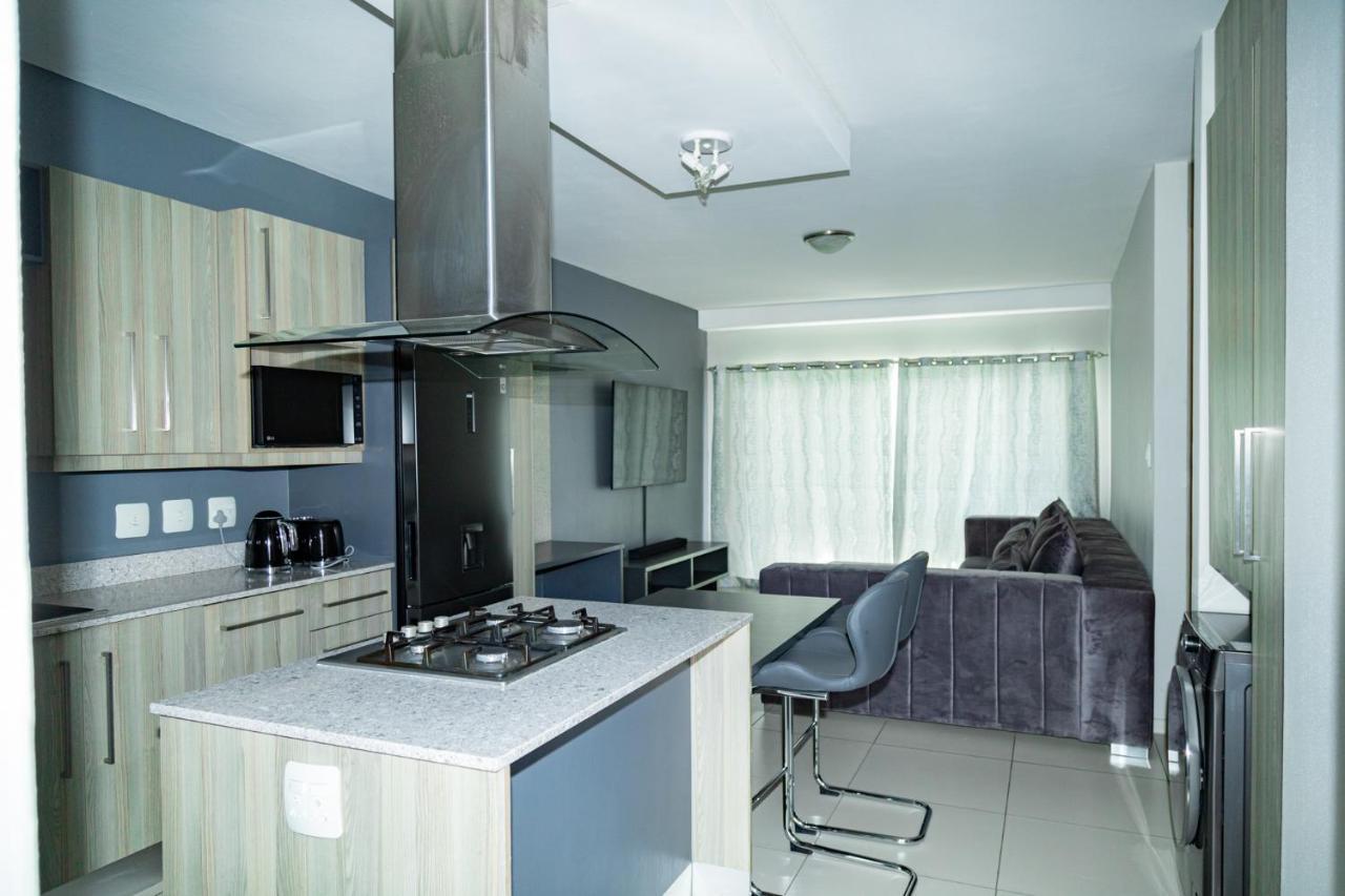 The Atrium Sandton 2 Bedroom Apartment — 4-Star Luxury Hotel in Johannesburg, South Africa