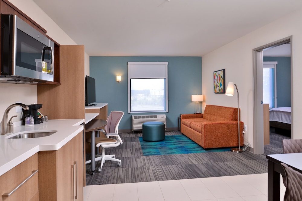 Home2 Suites by Hilton Portland Airport OR - photo 6