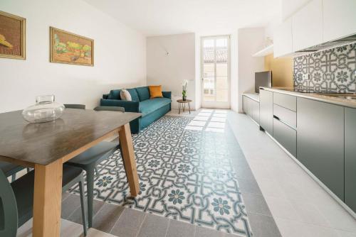 Casa Dei Maestri Luxury Apartments — 4-Star Luxury Hotel in Arco, Italy