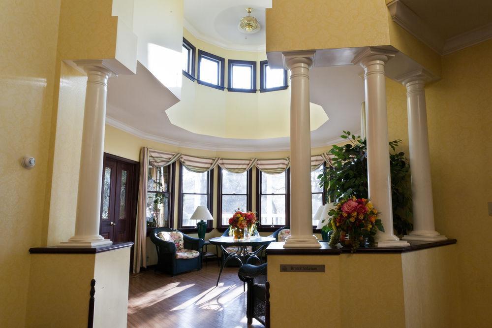Inn At Aberdeen - photo 9