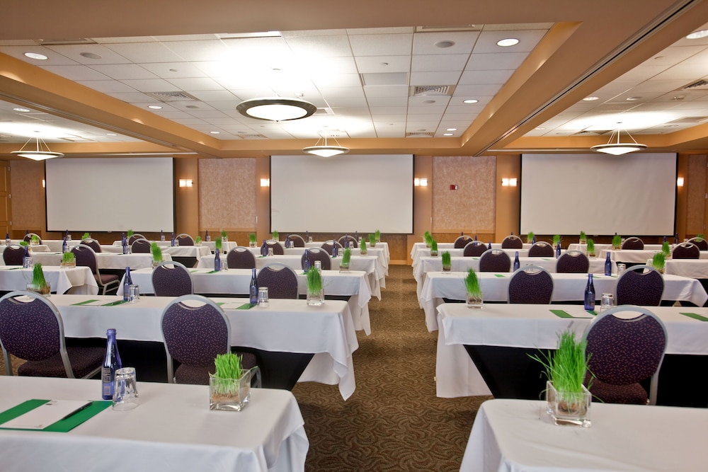 The Inn at Longwood Medical - photo 23