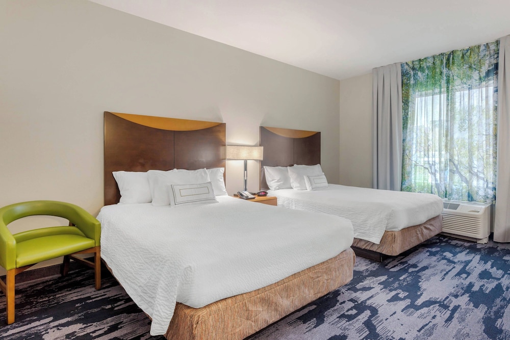 Fairfield Inn & Suites by Marriott Houston Conroe Woodlands - photo 8