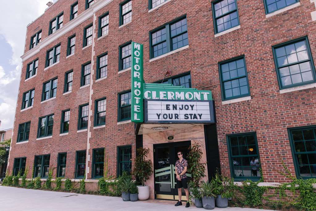 Hotel Clermont - photo 13