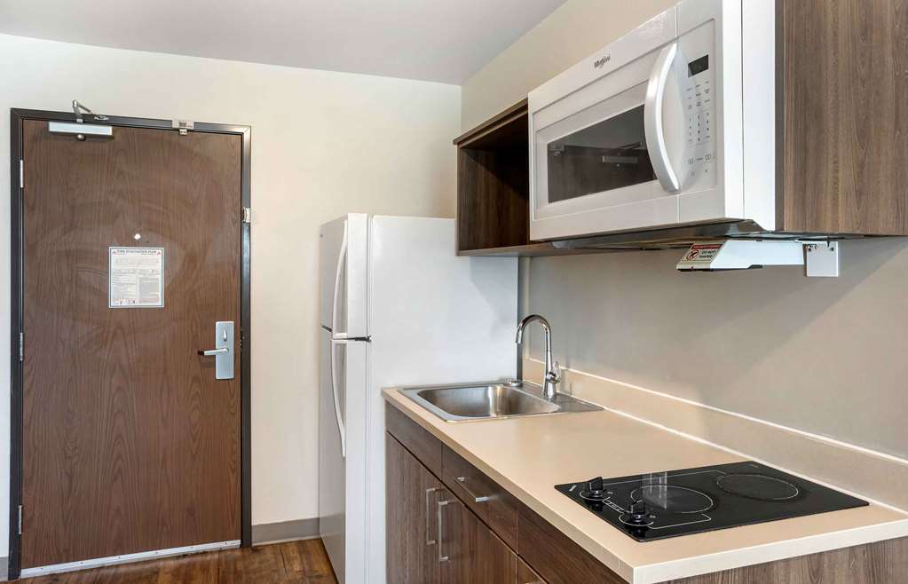 Extended Stay America Suites Philadelphia Plymouth Meeting West - photo 24
