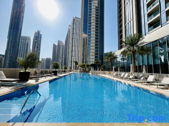Luxury 4BR Burj Khalifa & Fountain Views — 5-Star Luxury Hotel in Dubai, United Arab Emirates