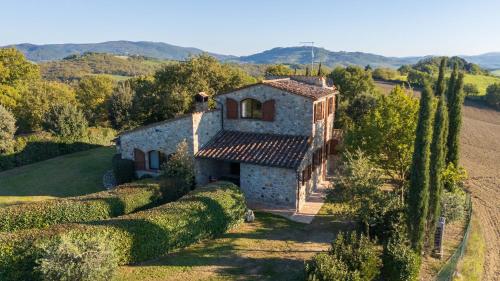 Casale la Peschiera by VacaVilla in Unknown City, Italy