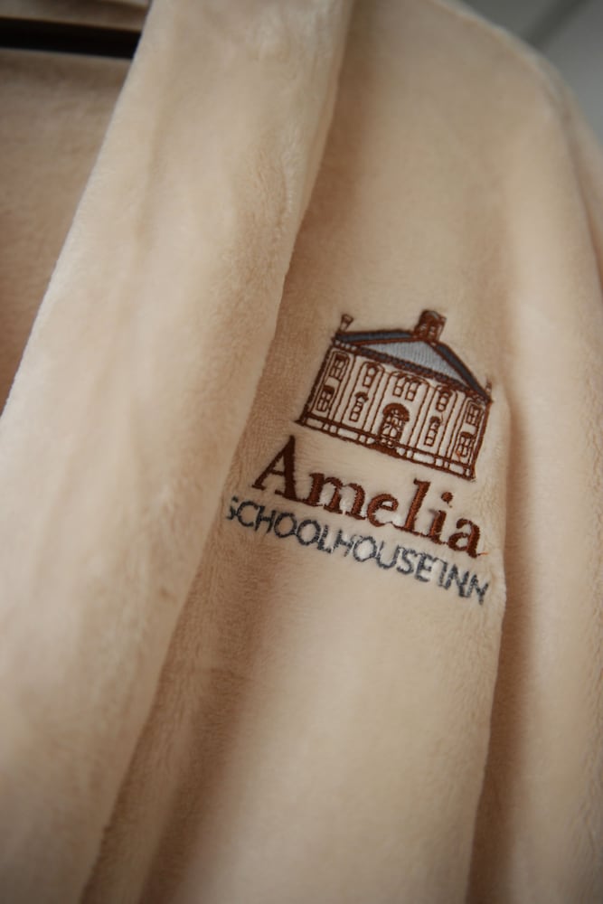 Amelia Schoolhouse Inn - photo 4