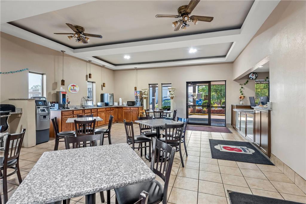 Super 8 by Wyndham Terre Haute - photo 9