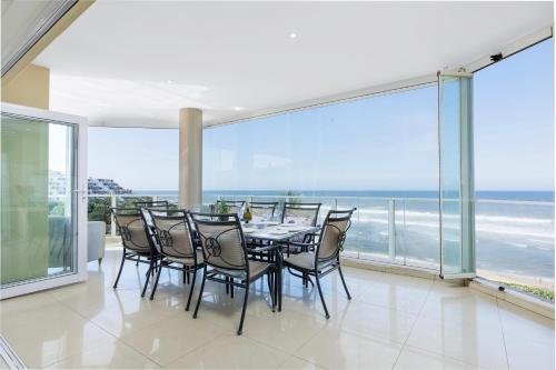 Lucien Sands 402 — 4-Star Luxury Hotel in Margate, South Africa