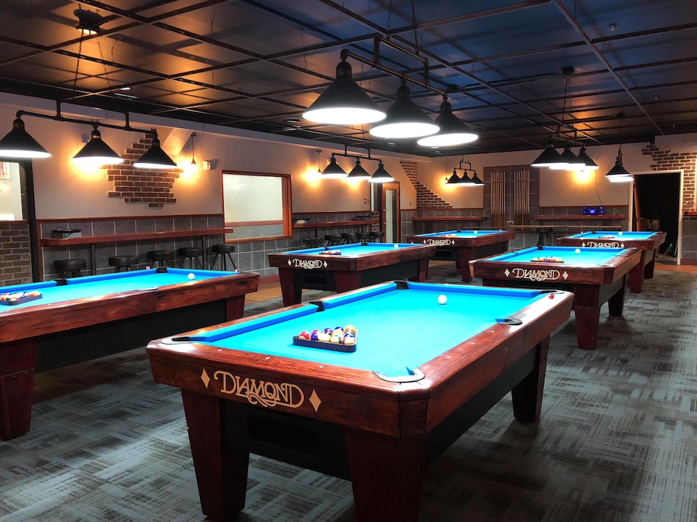 Grand View Inn & Suites - photo 24