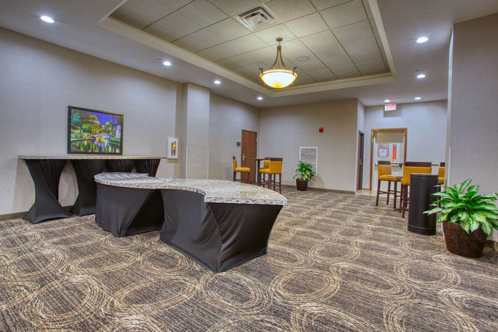 Drury Inn & Suites Near La Cantera Parkway - photo 67