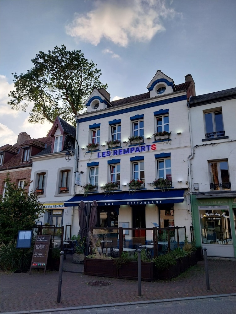 Les Remparts — hotel in Montreuil