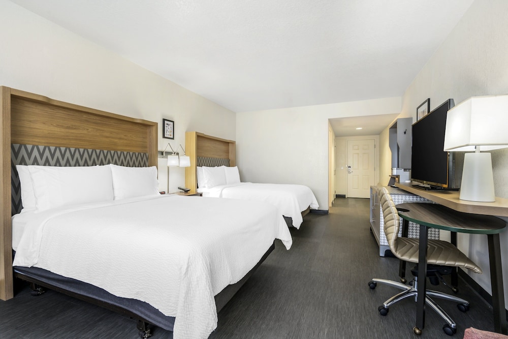 Holiday Inn Orlando International Dr ICON by IHG - photo 17