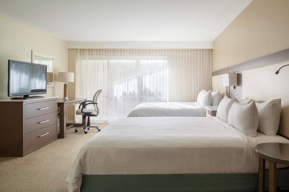 Fort Lauderdale Marriott Pompano Beach Resort - photo 10