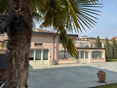 Villa Simona — 4-Star Luxury Hotel in Voghera, Italy