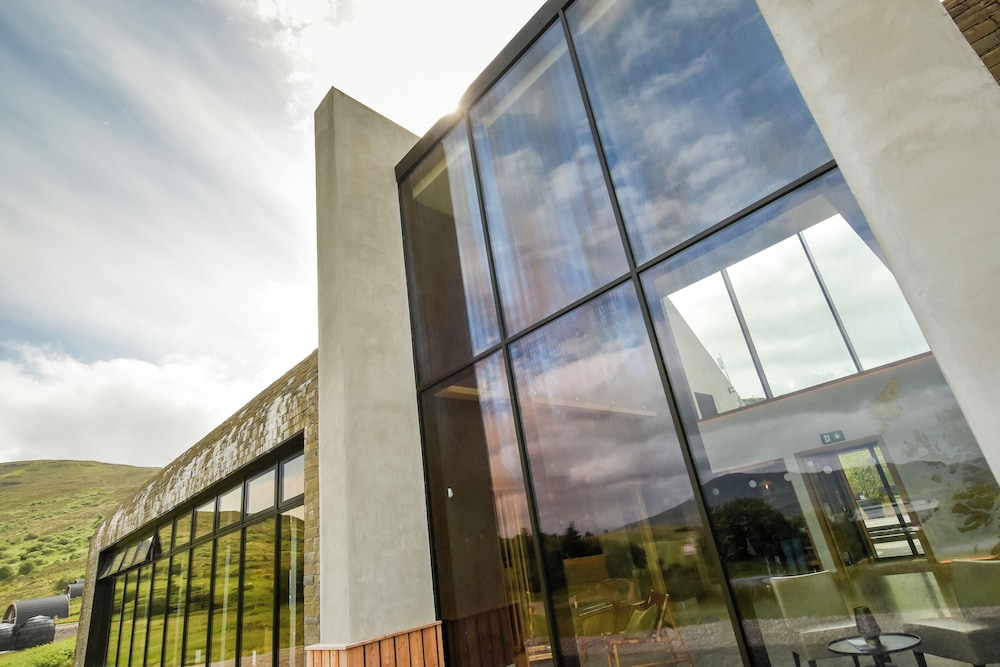 Bracken Hide Hotel in Portree, United Kingdom