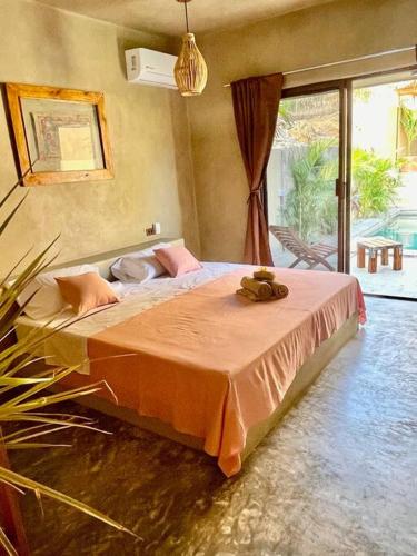 Casa Maloya alberca y vista al mar — 4-Star Luxury Hotel in Puerto Escondido, Mexico