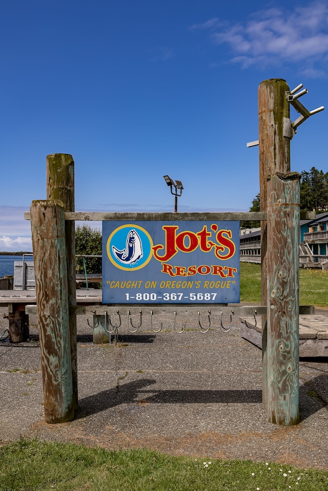 Jot's Resort - photo 90