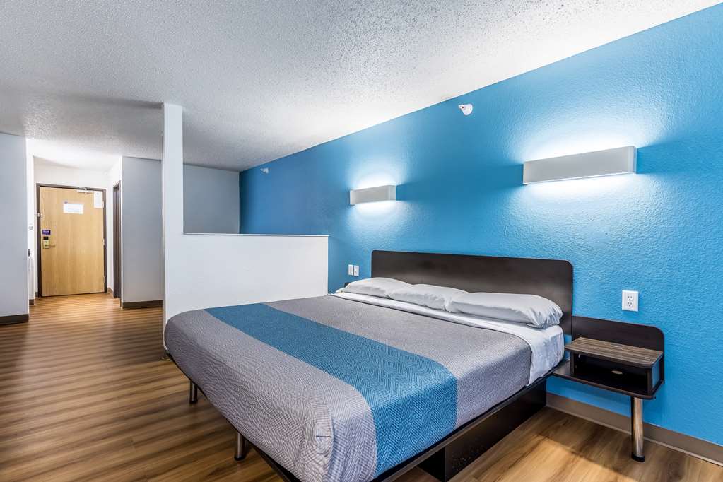 Motel 6 Indianapolis IN Southport - photo 7