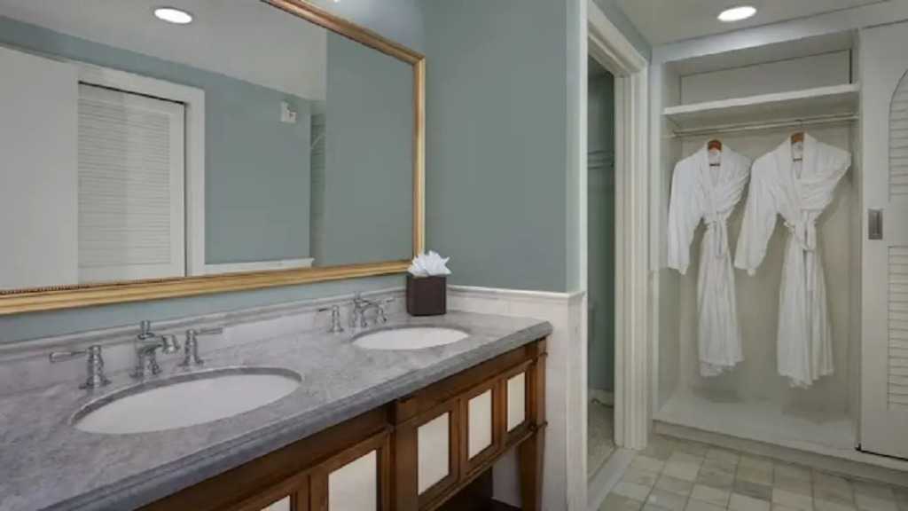 Disneys Beach Club Resort & Villas - photo 20