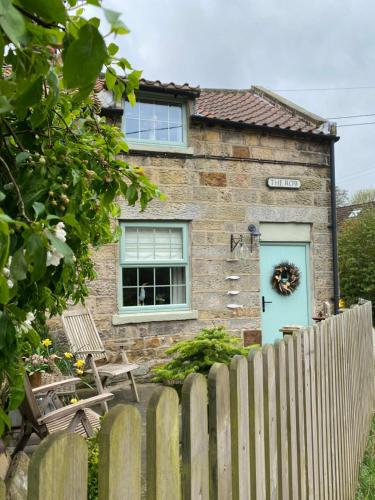Hideaway Cottage