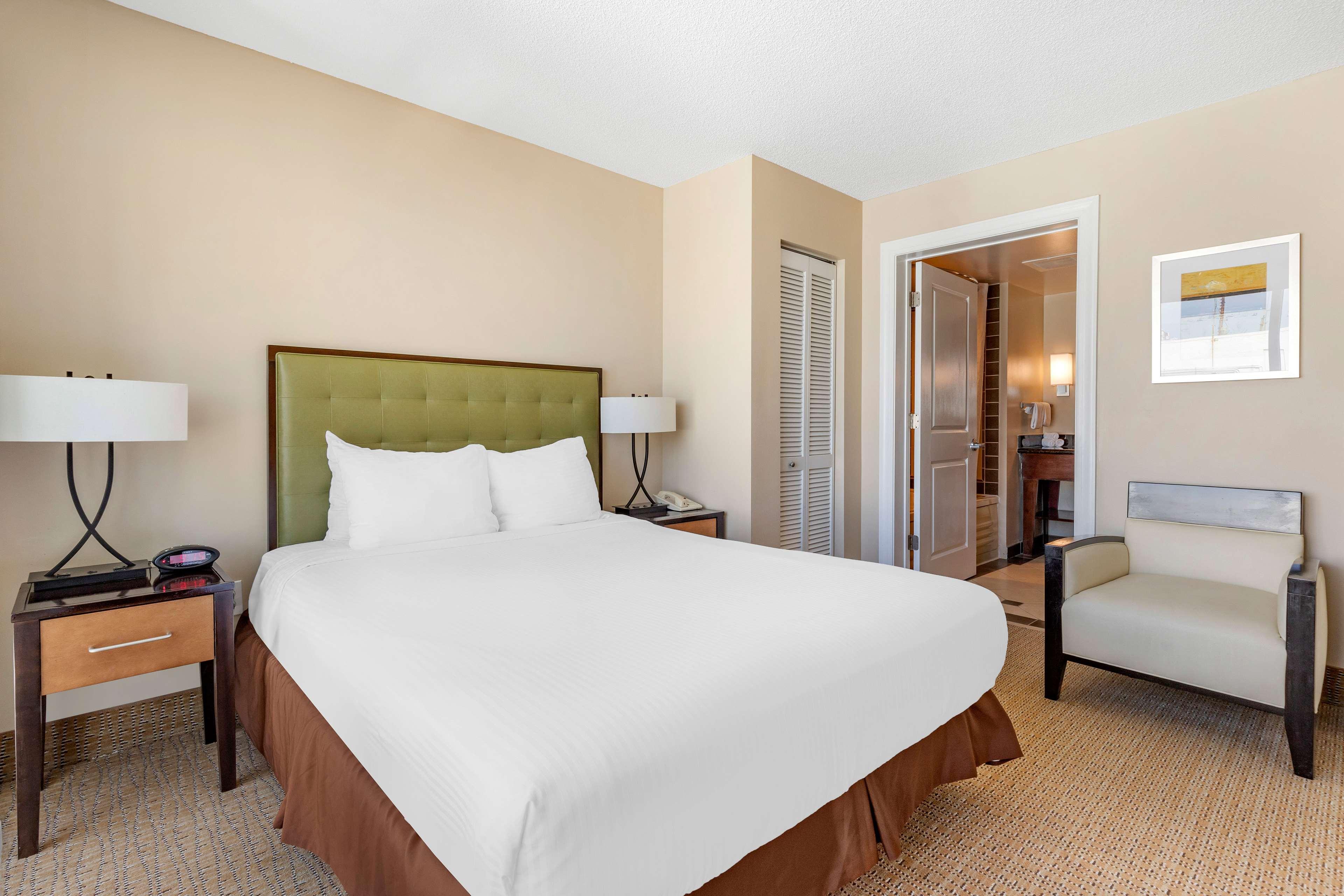 Hilton Vacation Club Ocean Beach Club Virginia Beach - photo 31
