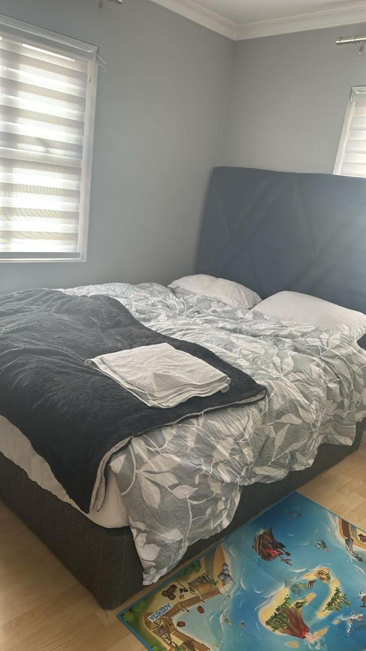 YA Eagle Wings Self Catering Shared Single room Apt B