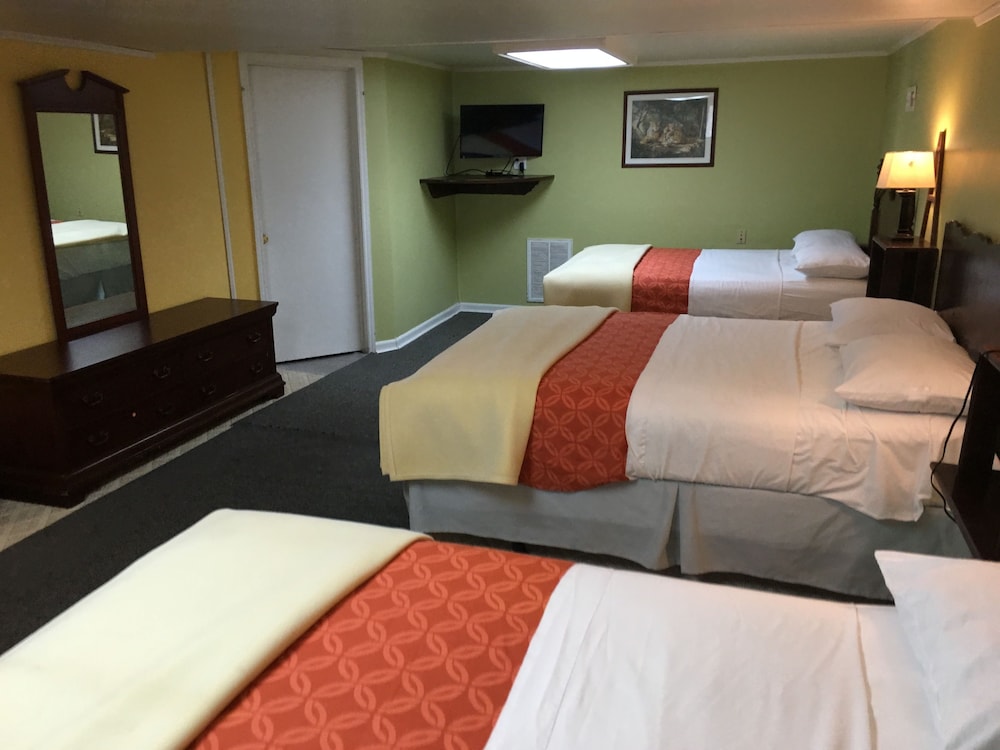 Dixie Plaza Hotel — hotel in Tazewell