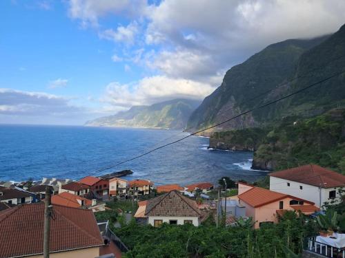 Casa Vintage Seixal Madeira — 4-Star Luxury Hotel in Seixal, Portugal