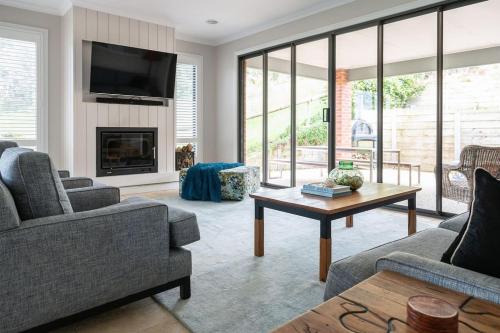 Bundjil Beach House Inverloch — 4-Star Luxury Hotel in Inverloch, Australia