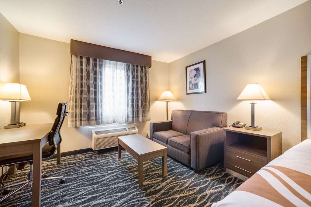 Quality Inn Effingham North - photo 16