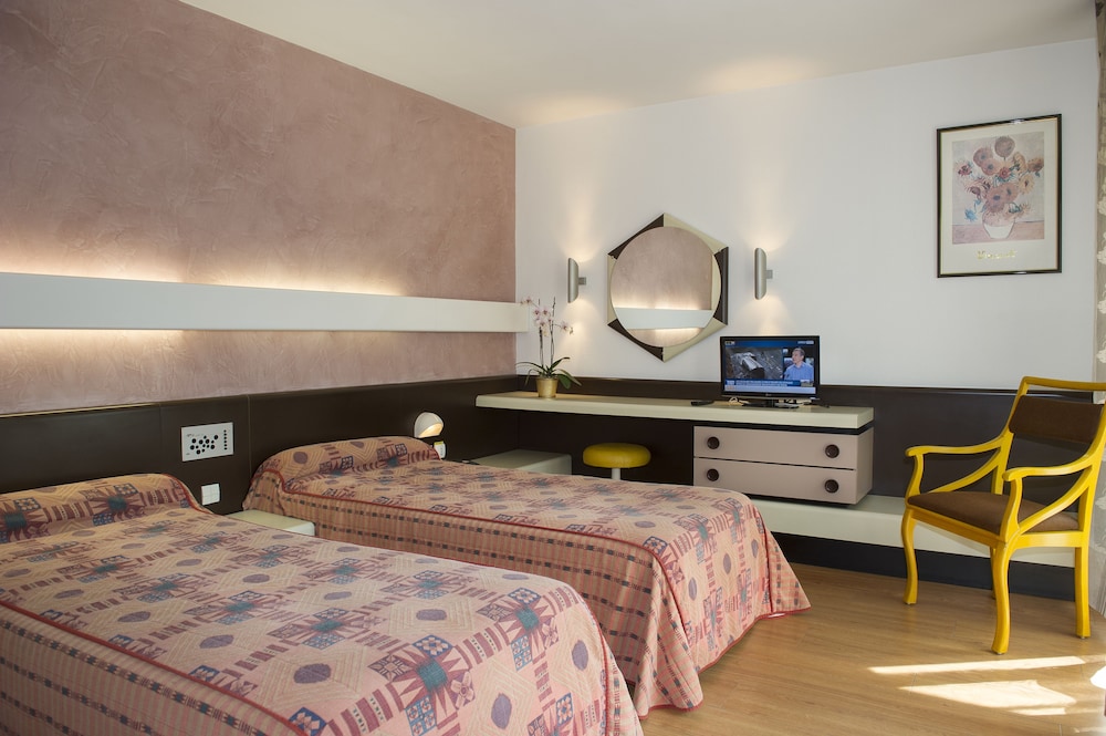 Hôtel Urbain V — Mende — photo 3