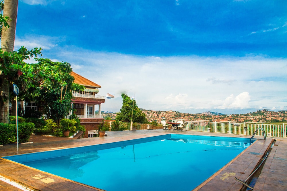 Islet Hotel - carbon neutral hotel in Kampala