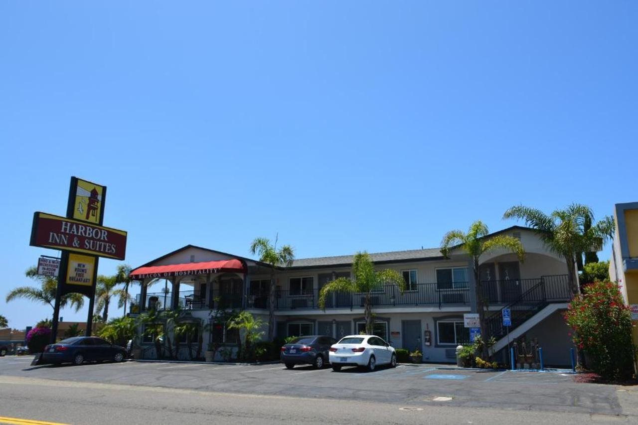 Harbor Inn & Suites - photo 7